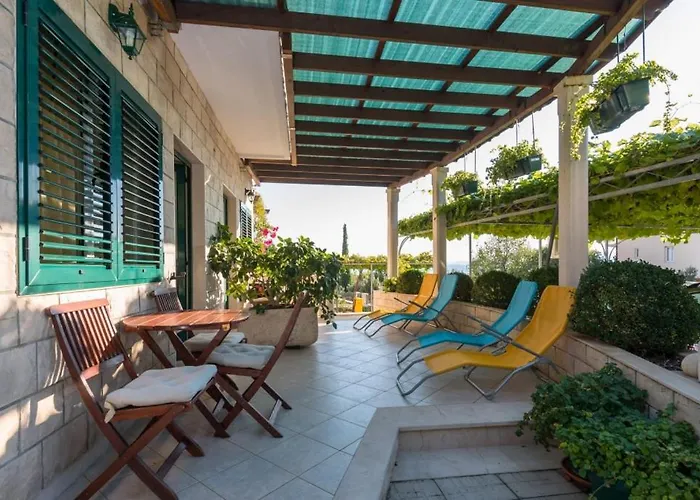 In With Terrace, Air Conditioning, Wifi Apartman Orebić