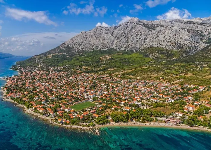 In With Terrace, Air Conditioning, Wifi