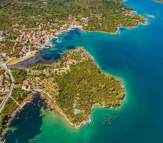 In With Terrace, Air Conditioning, Wifi *