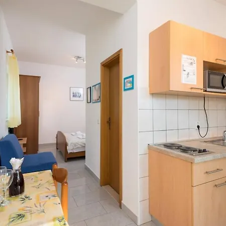 In With Terrace, Air Conditioning, Wifi Apartment Orebic
