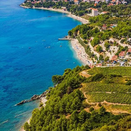 アパート In With Terrace, Air Conditioning, Wifi オレビック