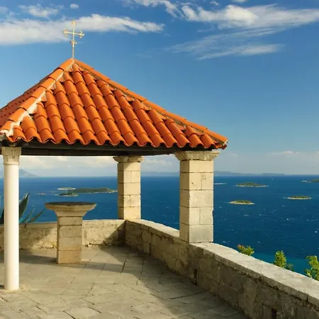 アパート In With Terrace, Air Conditioning, Wifi *