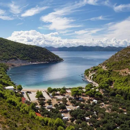 In With Terrace, Air Conditioning, Wifi アパート オレビック